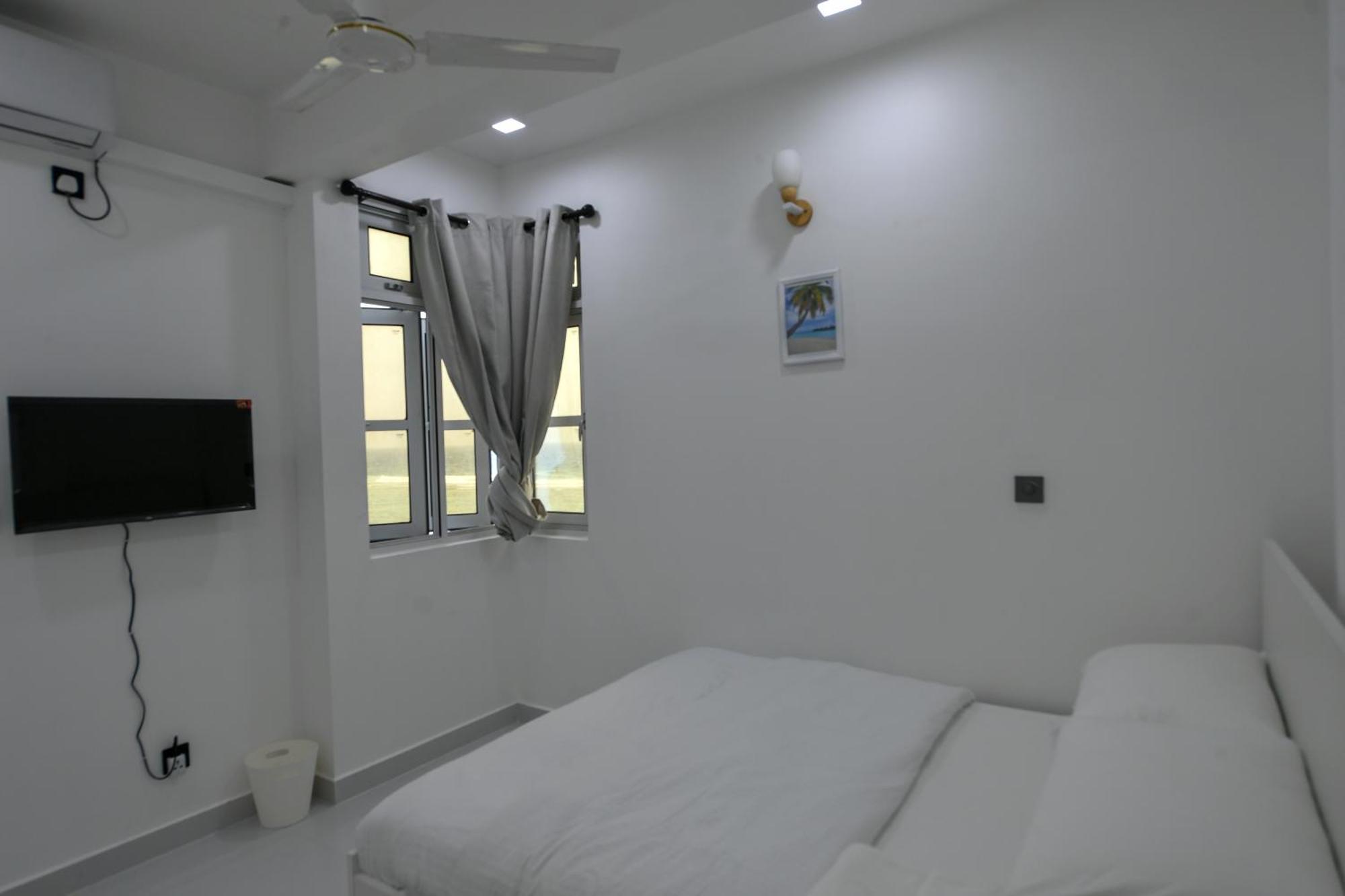 Seaview Apartment By Lin Residences Male Luaran gambar